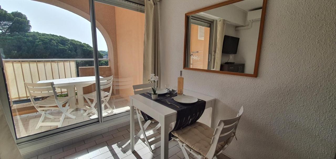Appartement L'Étoile sous les Pins - La Loge à Hyères Extérieur photo