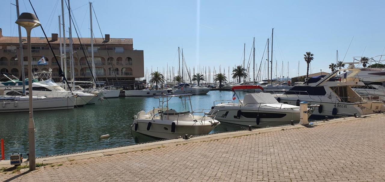 Appartement L'Étoile sous les Pins - La Loge à Hyères Extérieur photo